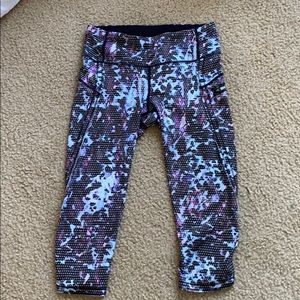 Lululemon Capri leggings Size 4